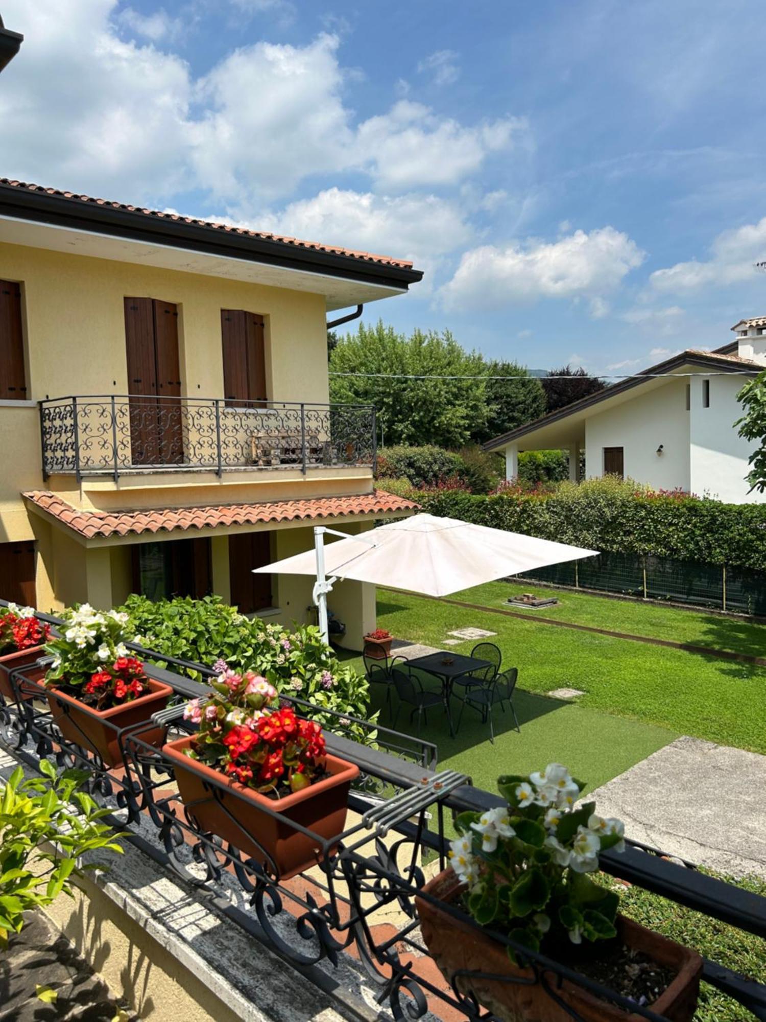 B&B Relief Possagno Exterior photo